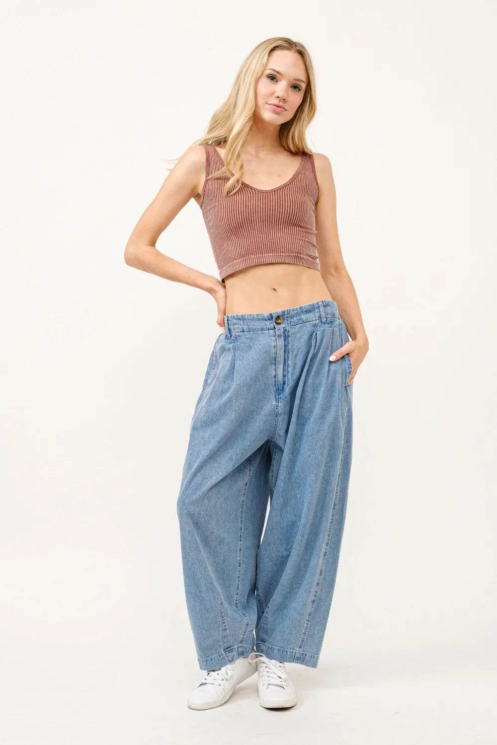 And The Why Elastic Back Pleated Baggy Jeans Trendsi aac3b7aa-9b4d-4ad7-ba95-fc92394318fe-Max