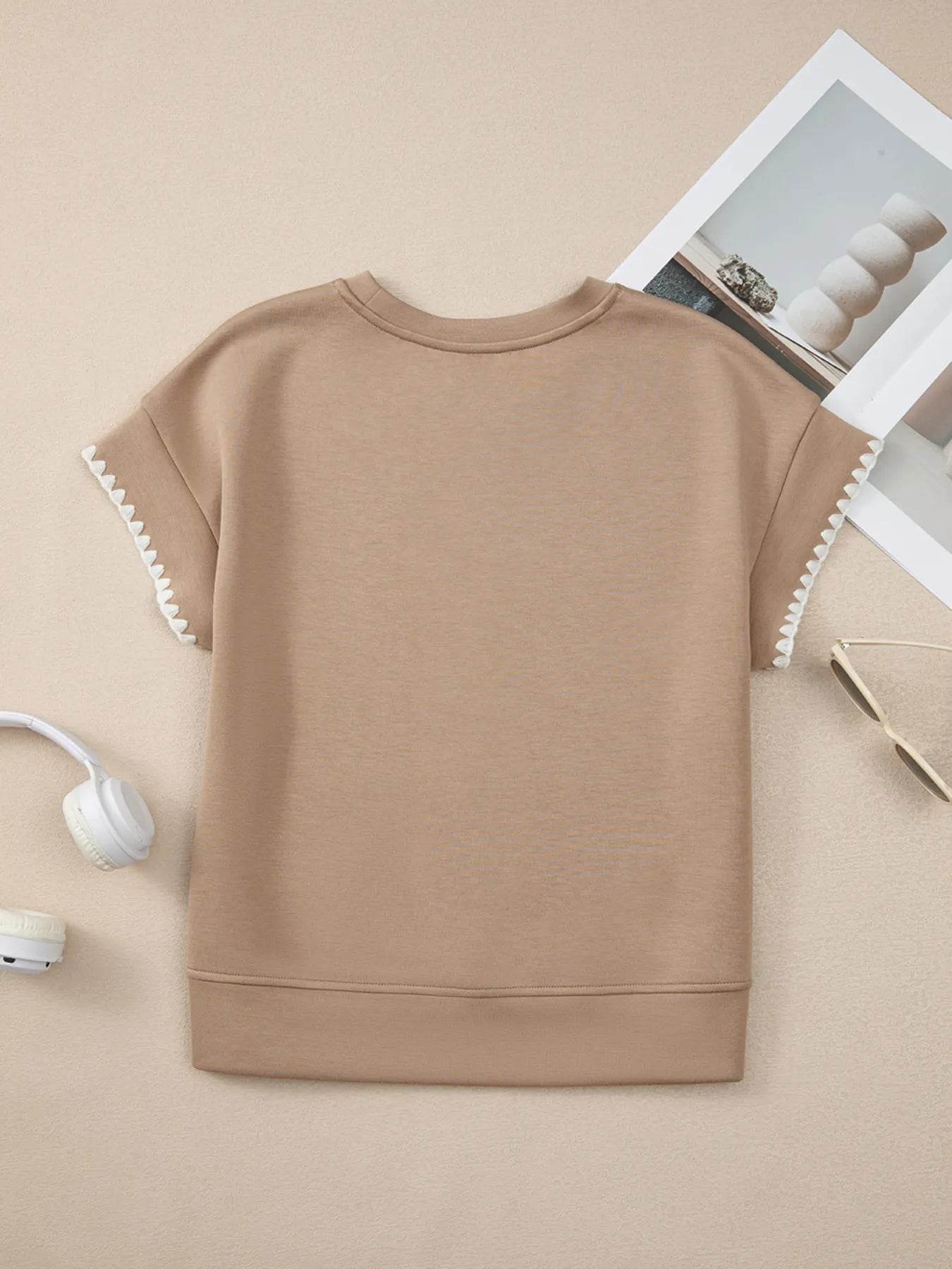 Contrast Trim Short Sleeve T-Shirt Trendsi ab1012d1099e4a1eae8e2ea8af1ba44d-Max-Origin