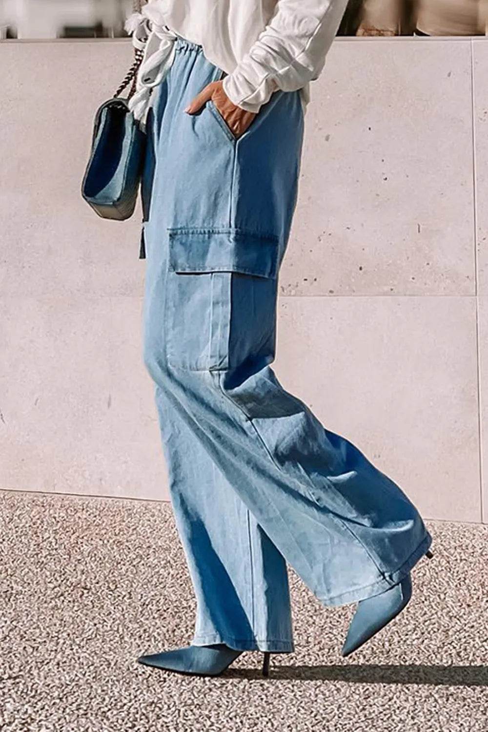 Drawstring Cargo Pocket Wide Leg Jeans Trendsi ab69f7c1-13dd-4e04-ac7a-fd53300a9a6f-Max