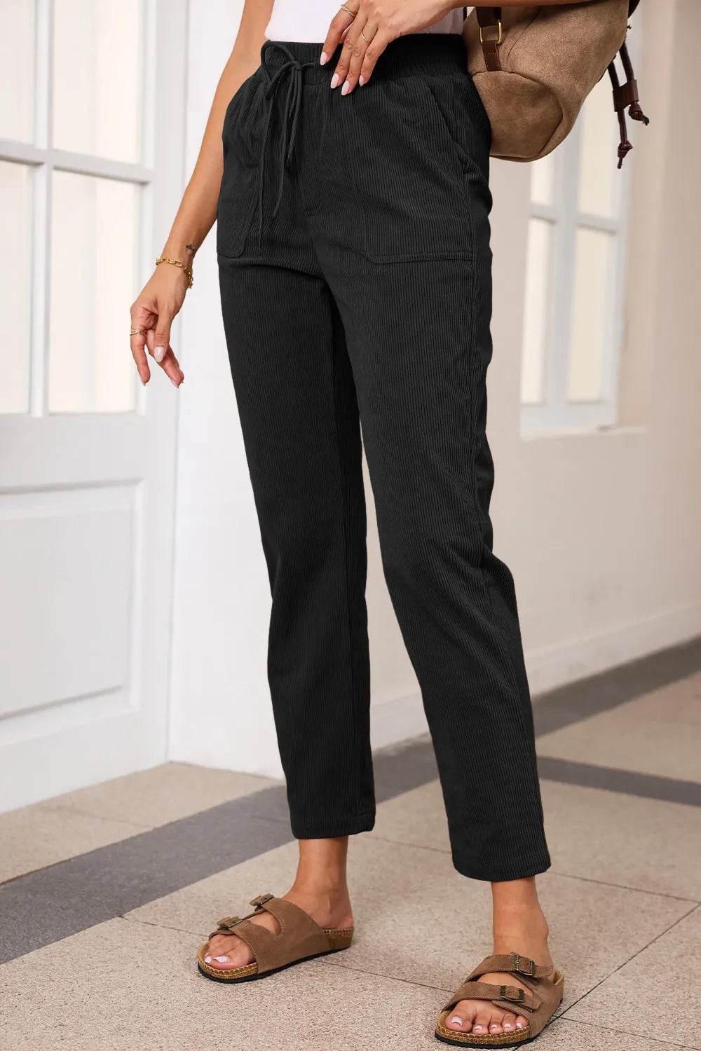 Drawstring Straight Pants with Pockets Trendsi acc1e86e-5bb2-4045-be66-246838f82cdd-Max