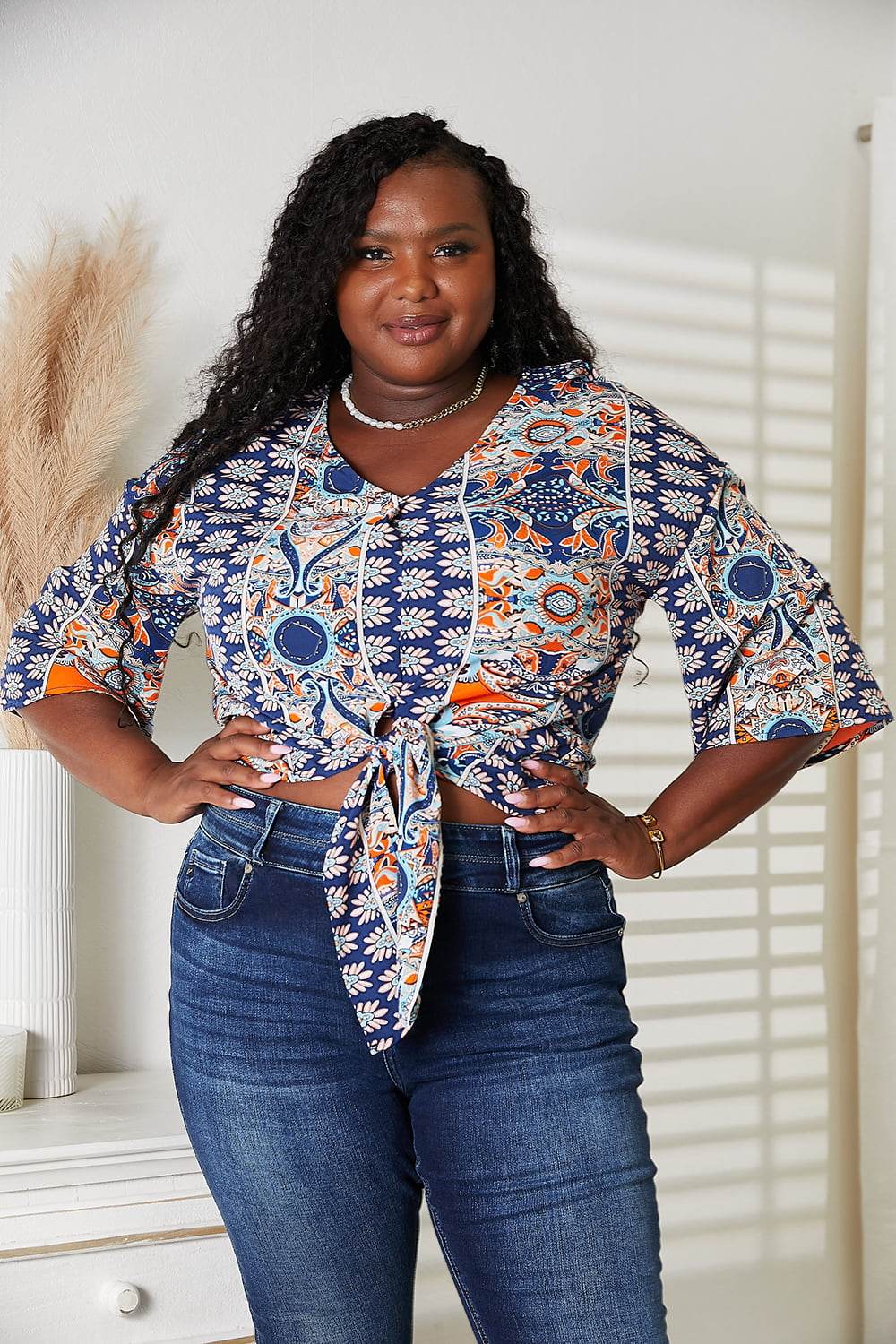 Tie Hem V-Neck Three-Quarter Sleeve Blouse Trendsi acd7cef3060648f2b8e387e59f91a342-Max