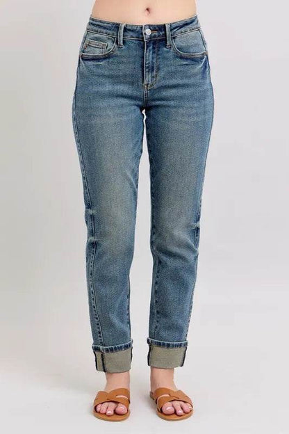 Judy Blue Full Size Mid Rise Vintage Wash Double Roll Cuff Boyfriend Jeans Plus Size MD Trendsi ae3366db7f4d427289d6b99d78e99b9c-Max-Origin