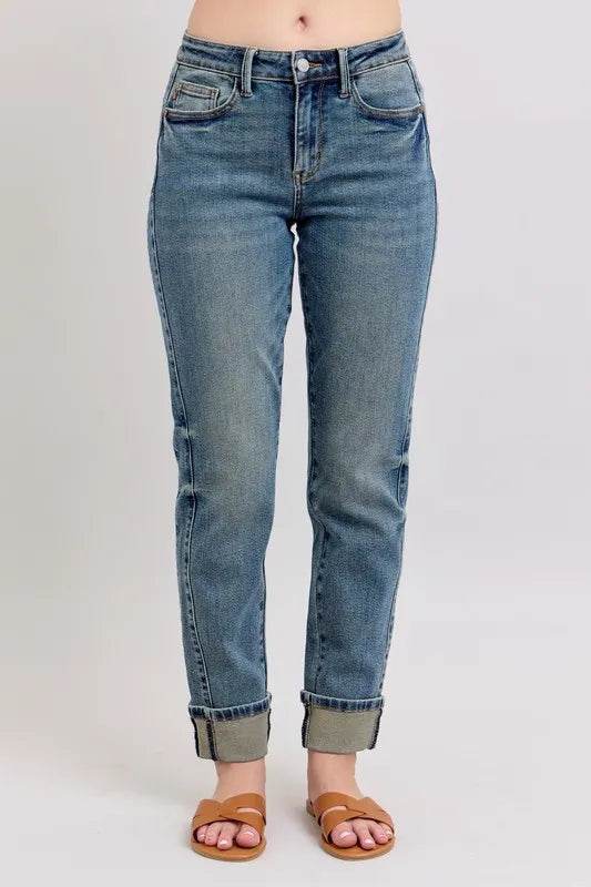Judy Blue Full Size Mid Rise Vintage Wash Double Roll Cuff Boyfriend Jeans Plus Size MD Trendsi ae3366db7f4d427289d6b99d78e99b9c-Max-Origin