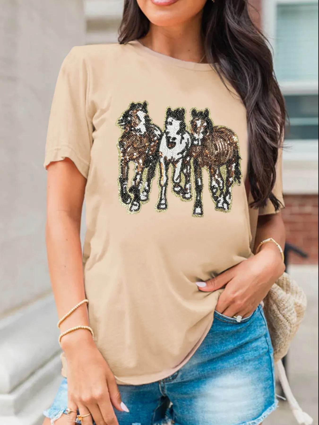 Sequin Horses Patched Casual Crewneck T Shirt Khaki Trendsi aecd3994-9afa-43ed-95a6-d9582db1a53b-Max-Origin