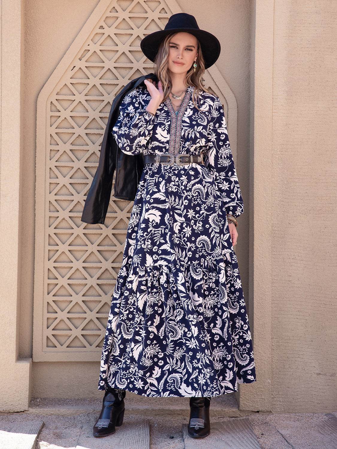 Printed Notched Neck Maxi Dress Trendsi afc03bb2554047bf87c9fef9f54357ed-Max