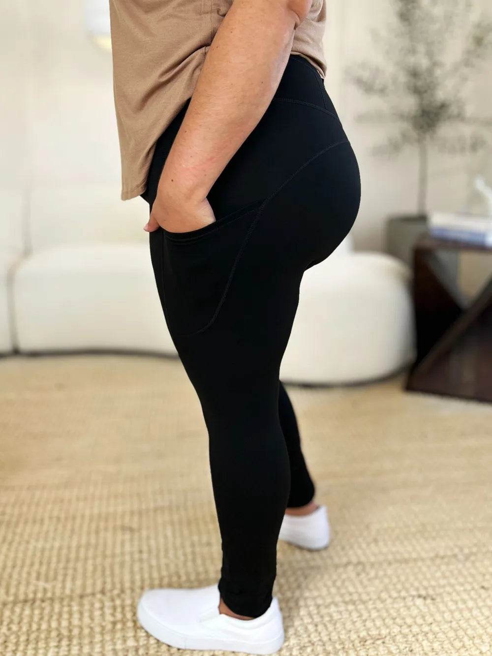Wide Waistband Sports Leggings Trendsi b00662d9-35e7-474c-973e-221c34b62c7a-Max