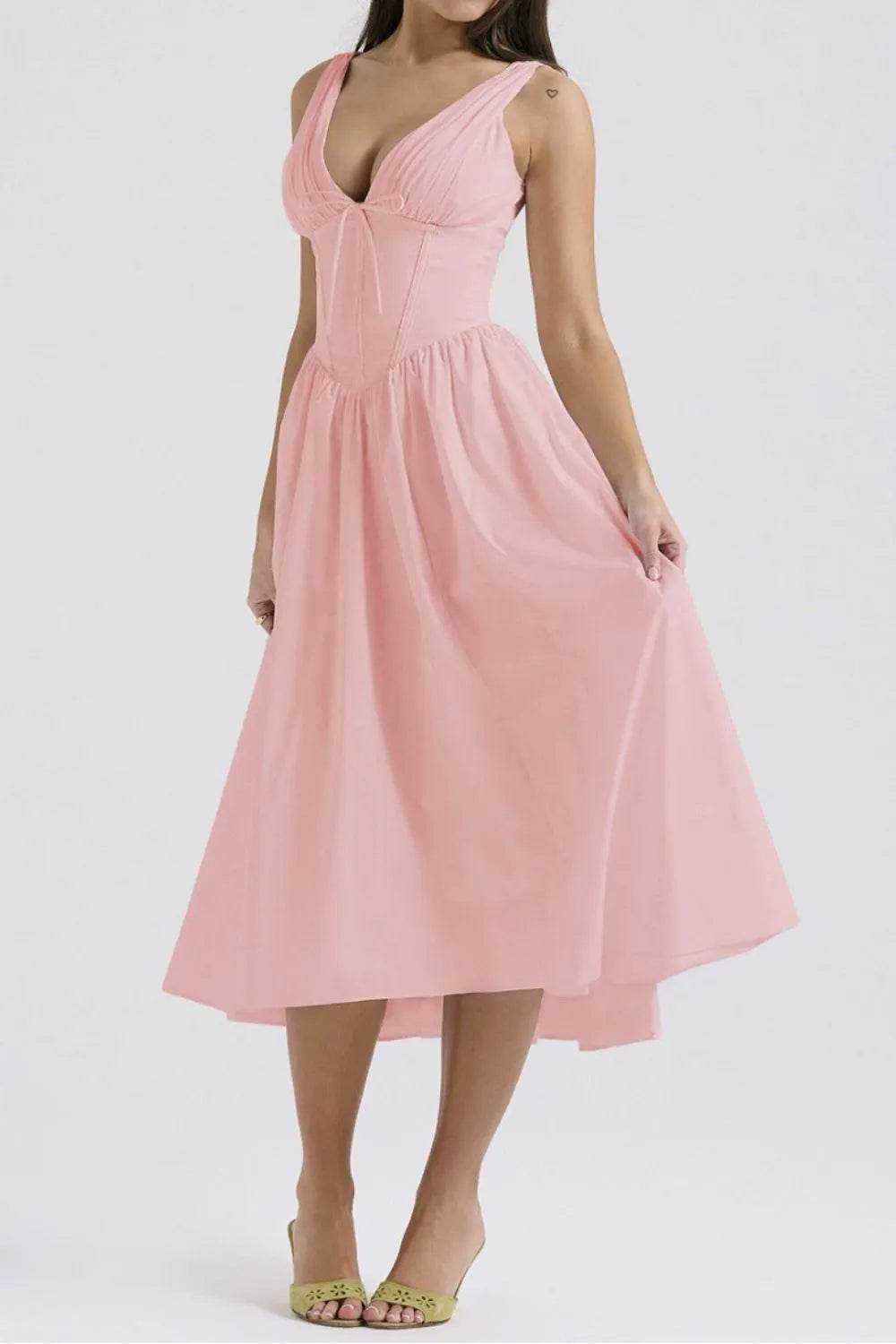 Ruched V-Neck Sleeveless Dress with Pockets Trendsi b26578dc-0f1a-4758-a1ef-b212be5e77e4-Max-Origin