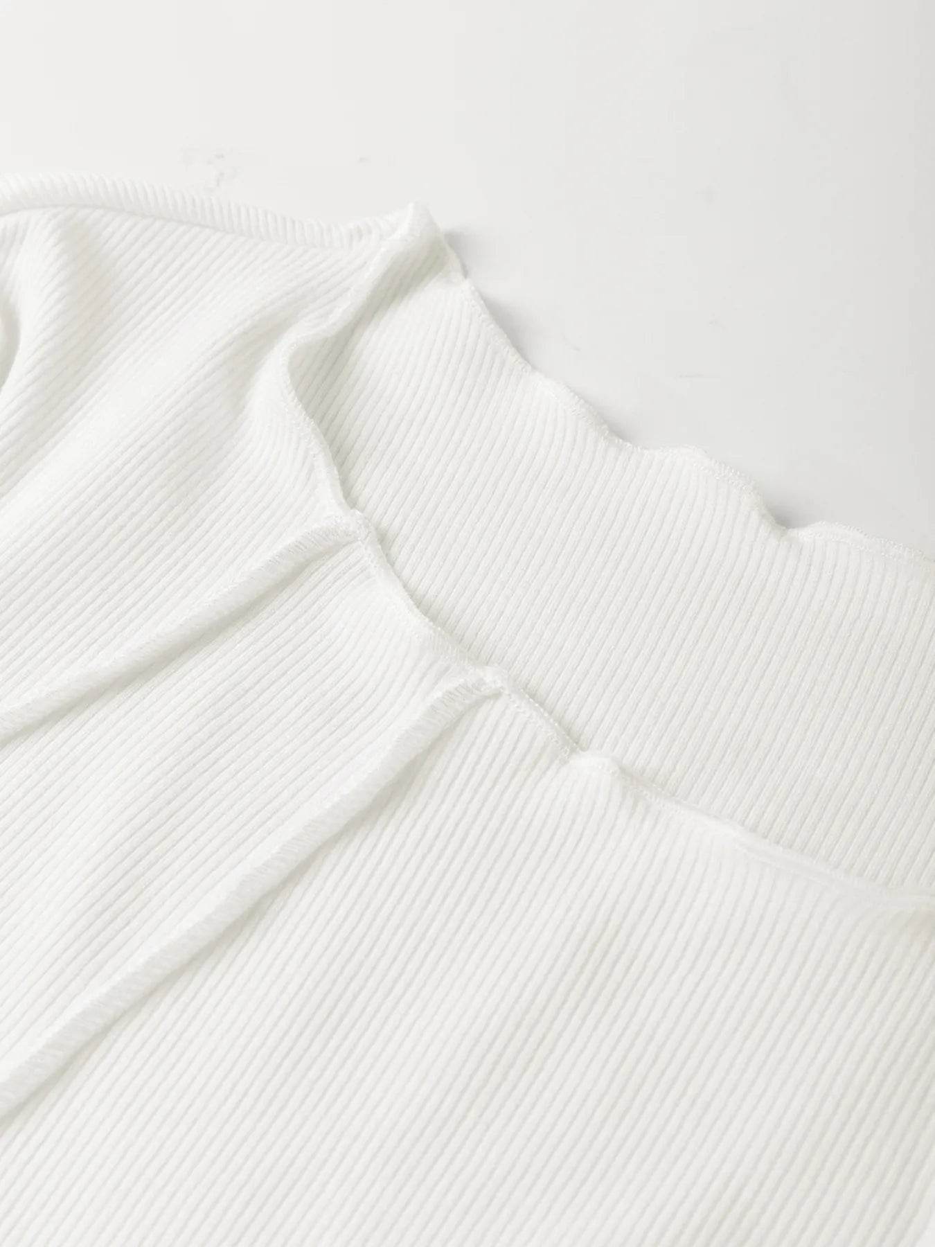 Exposed Seam Slim Fit Long Sleeve Top Trendsi b2c40c155a304a97856e6fec570817db-Max-Origin