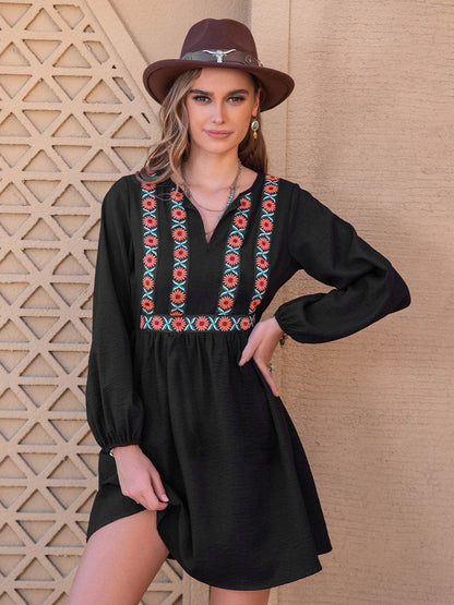 Notched Neck Long Sleeve Printed Mini Dress Black Trendsi b40cfb054041426091bb2e8dca498706-Max