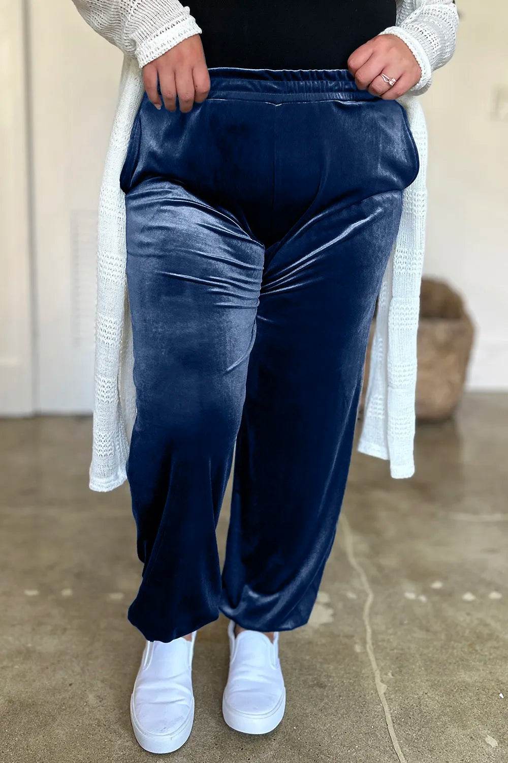 FAM-FAM Pocketed Elastic Waist Joggers Trendsi b42b1652-7ab9-46ad-9f30-3d57c9174c98-Max