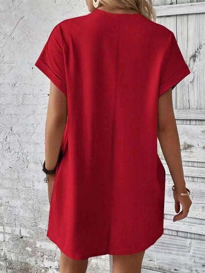 Pocketed Round Neck Short Sleeve Dress Trendsi b47f657c-0942-44d2-8df8-ef0d78acc560-Max