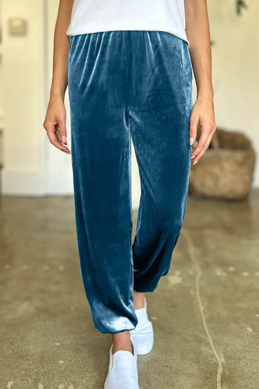 FAM-FAM Pocketed Elastic Waist Joggers Trendsi b4c23929-1172-4ac0-8ff6-370787042f0a-Max