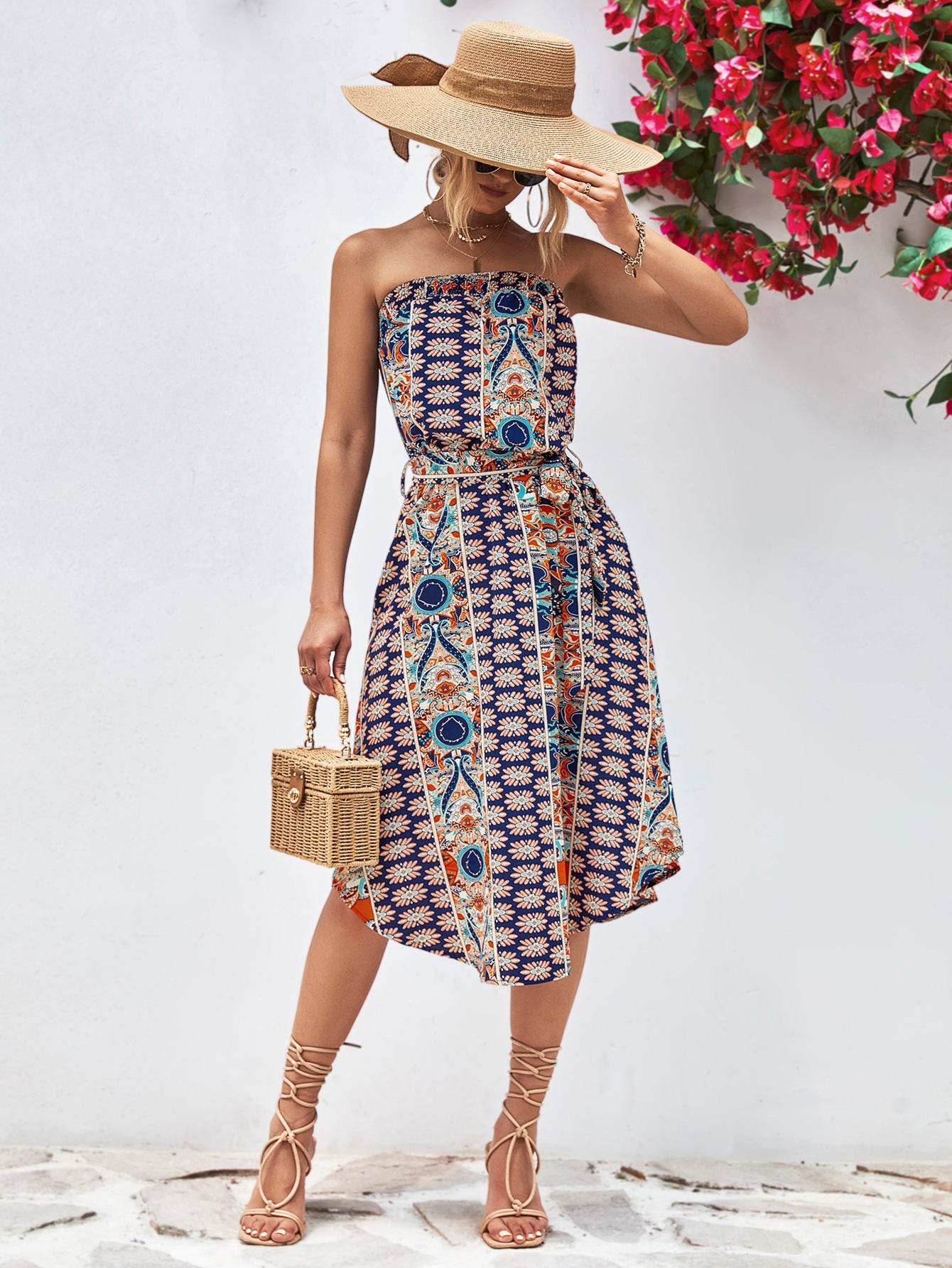 Printed Strapless Tie Belt Dress Trendsi b51926079ba14d1ab41bf67735b50423-Max