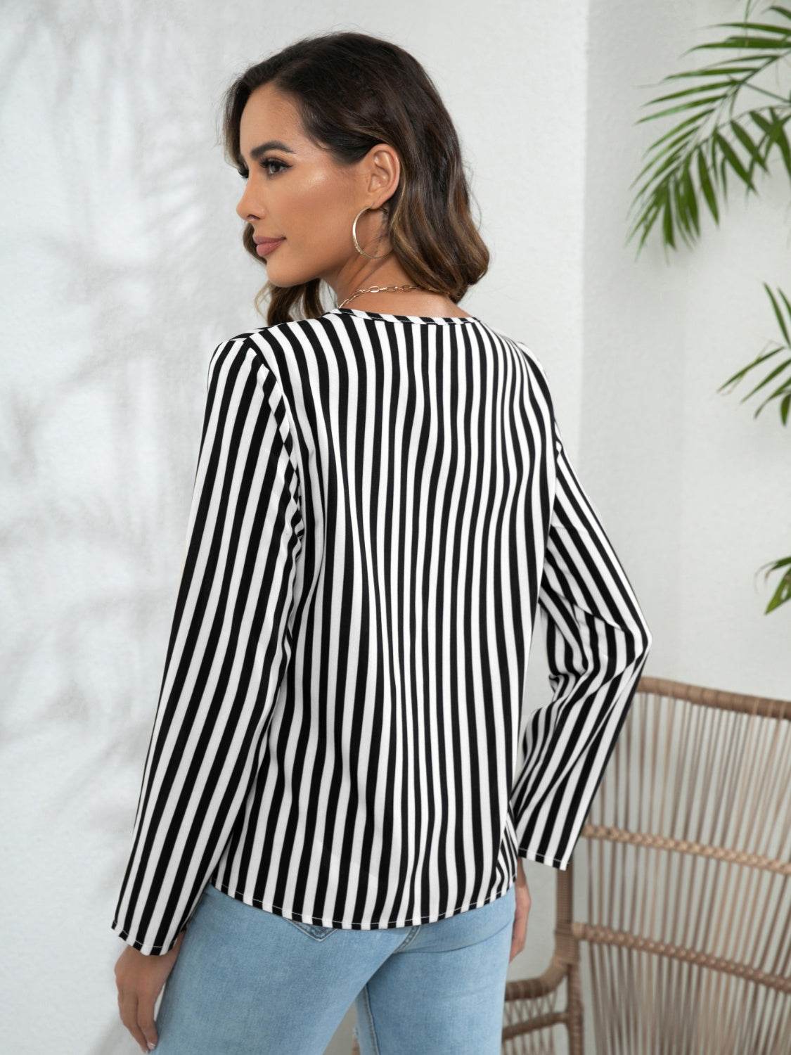 Striped Long Sleeve Notched Blouse Trendsi b583cfffbd7a4c3fae544a677d28239d-Max