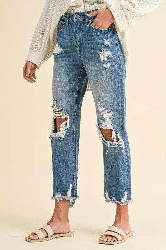 Annie Wear Distressed Raw Hem Cropped Jeans Trendsi b5ec936c-e58f-4f63-9f00-49cad7d52b0a-Max
