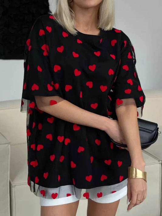 Heart Print Oversized T-Shirt Black Trendsi b6b4c6e0-7475-4fb9-9865-897e3ea4a1e8-Max-Origin