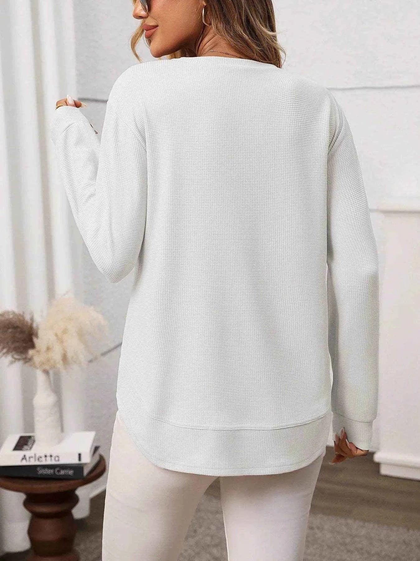 Long Sleeve Round Neck T-Shirt Trendsi b73cbb5c95b1472282211c78c155c41d-Max-Origin