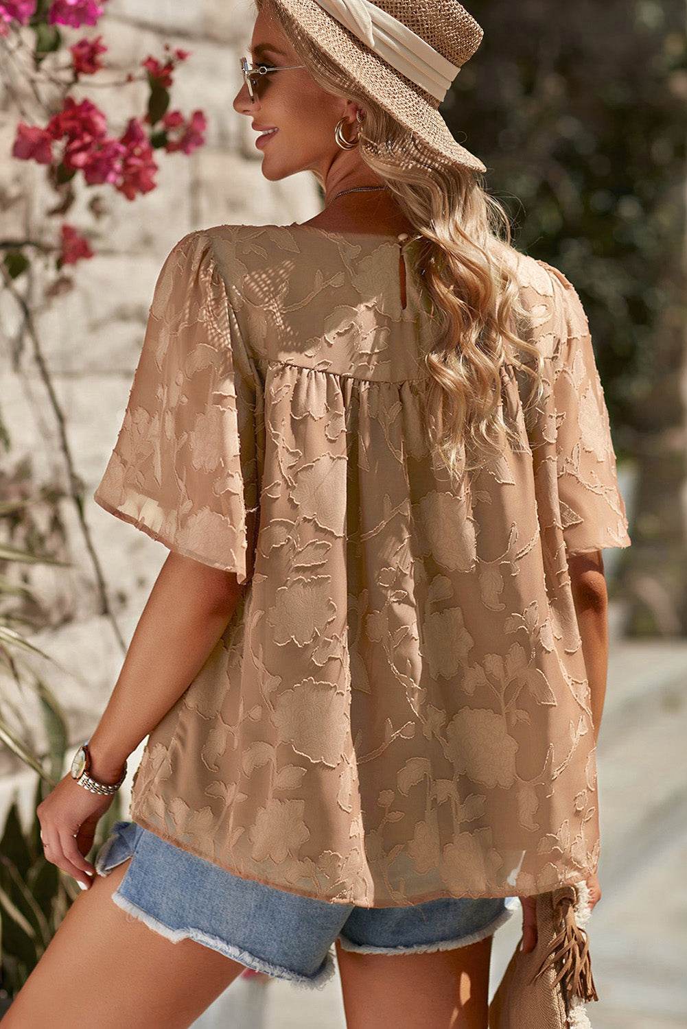 Round Neck Puff Sleeve Blouse Trendsi b73cbc10f8d34551934cf79965844590-Max