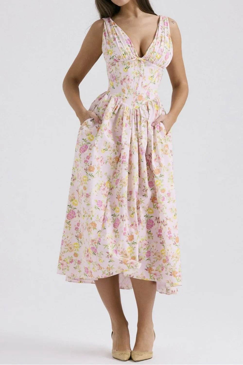 Floral V-Neck Sleeveless Midi Dress with Pockets Trendsi b74e99ba-6627-4108-bf57-ac215bfcecbf-Max-Origin