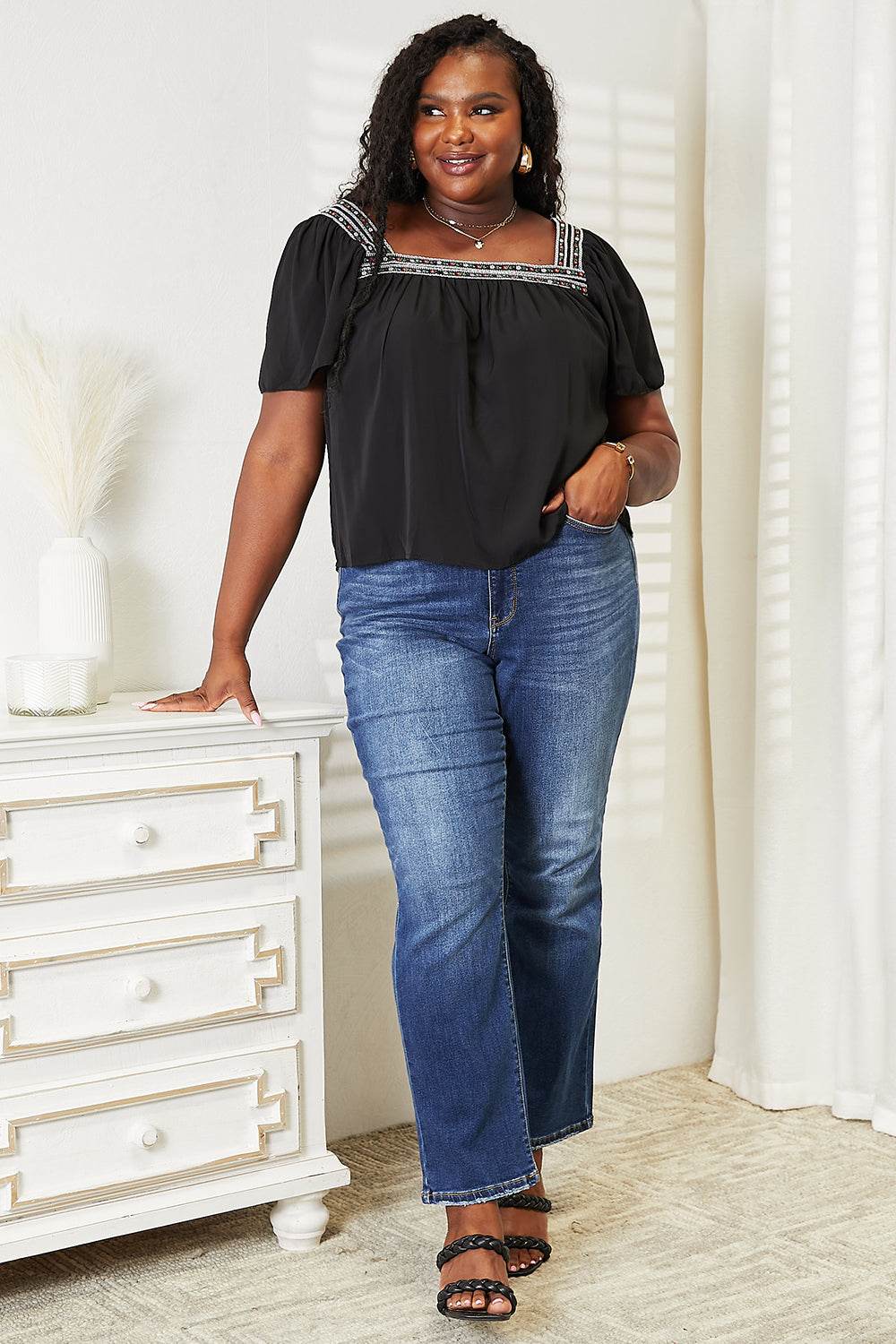 Honey Contrast Square Neck Puff Sleeve Blouse Trendsi b7bb7f842e814c4bbd60ac007ef32f97-Max