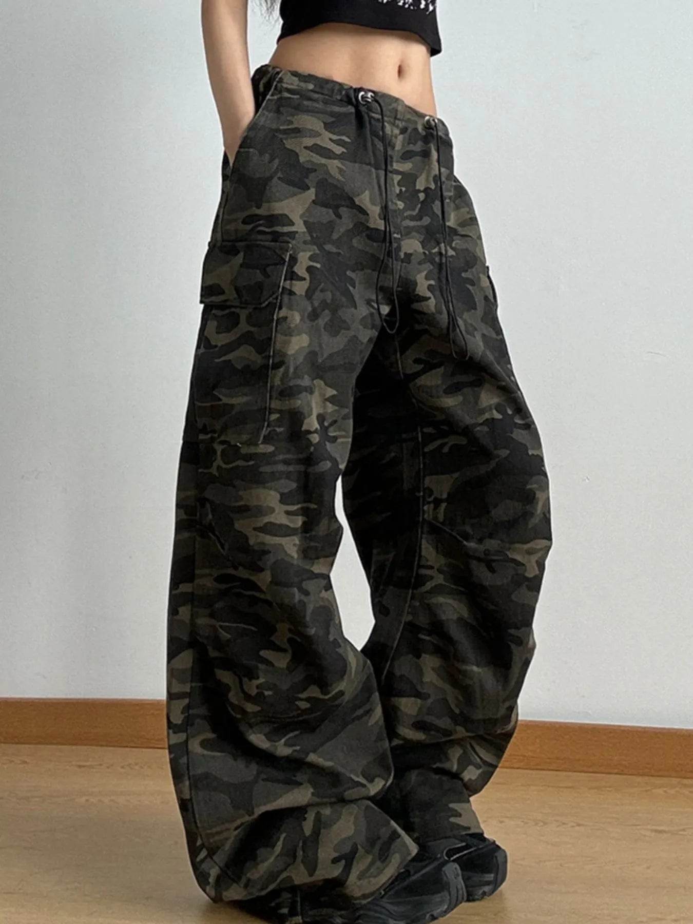 Drawstring Camouflage Cargo Wide Leg Jeans Trendsi ba817ced-1ff4-4b7e-9a0a-304ac7df811f-Max-Origin