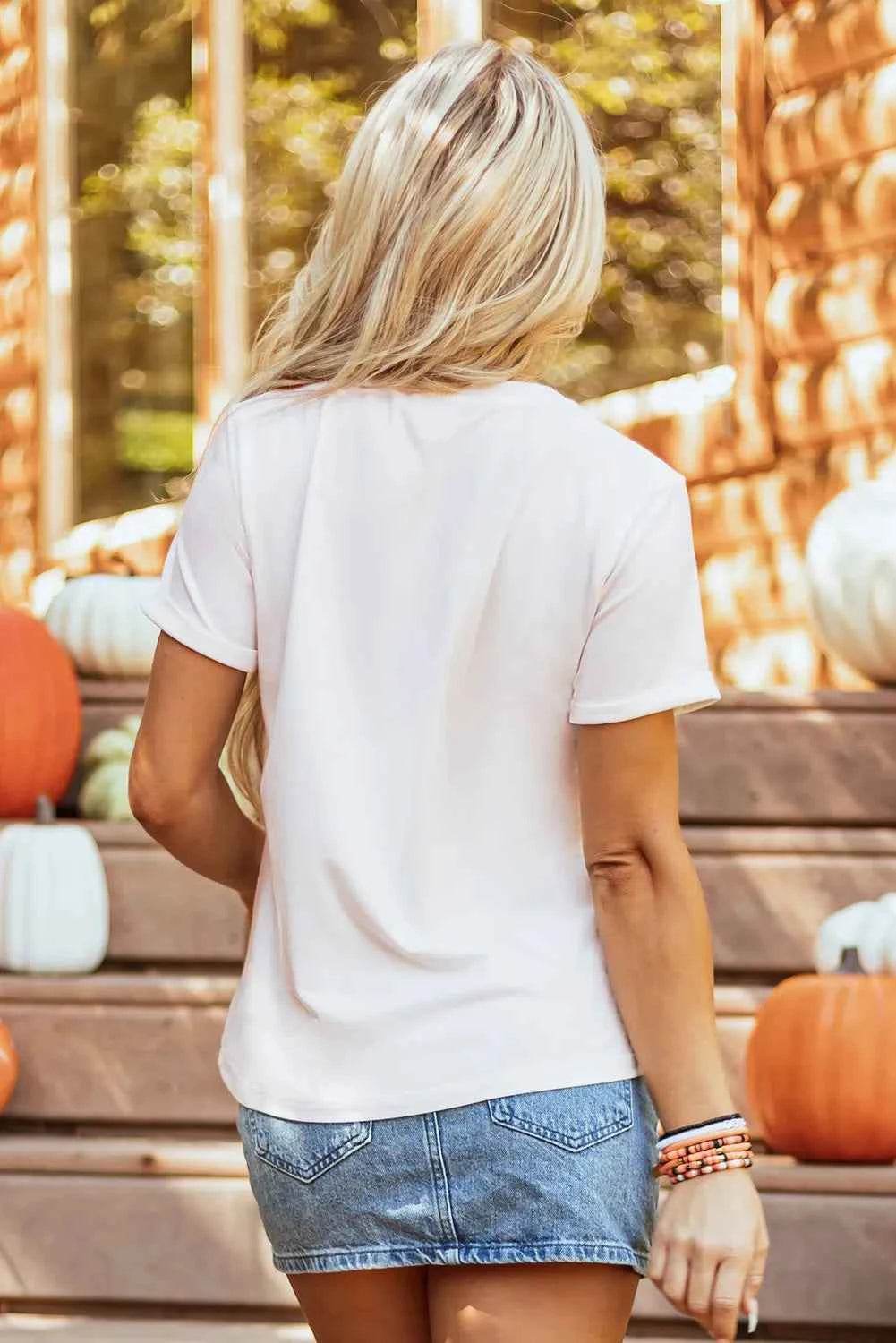 Pumpkin Round Neck Short Sleeve T-Shirt Trendsi c014c373-3c35-4c76-88e9-23c0a6caffe9-Max