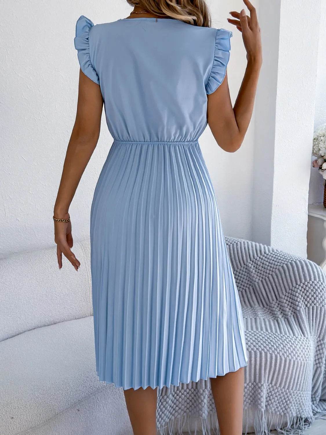 Lace Detail Ruffled Cap Sleeve Pleated Dress Trendsi c39e68bb-6bc0-4268-8dee-53c569312088-Max-Origin