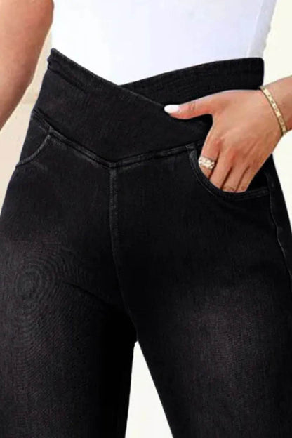 High Waist Jeans with Pockets Trendsi c3c873ca-02e1-416c-b81d-ff4a8c49c293-Max