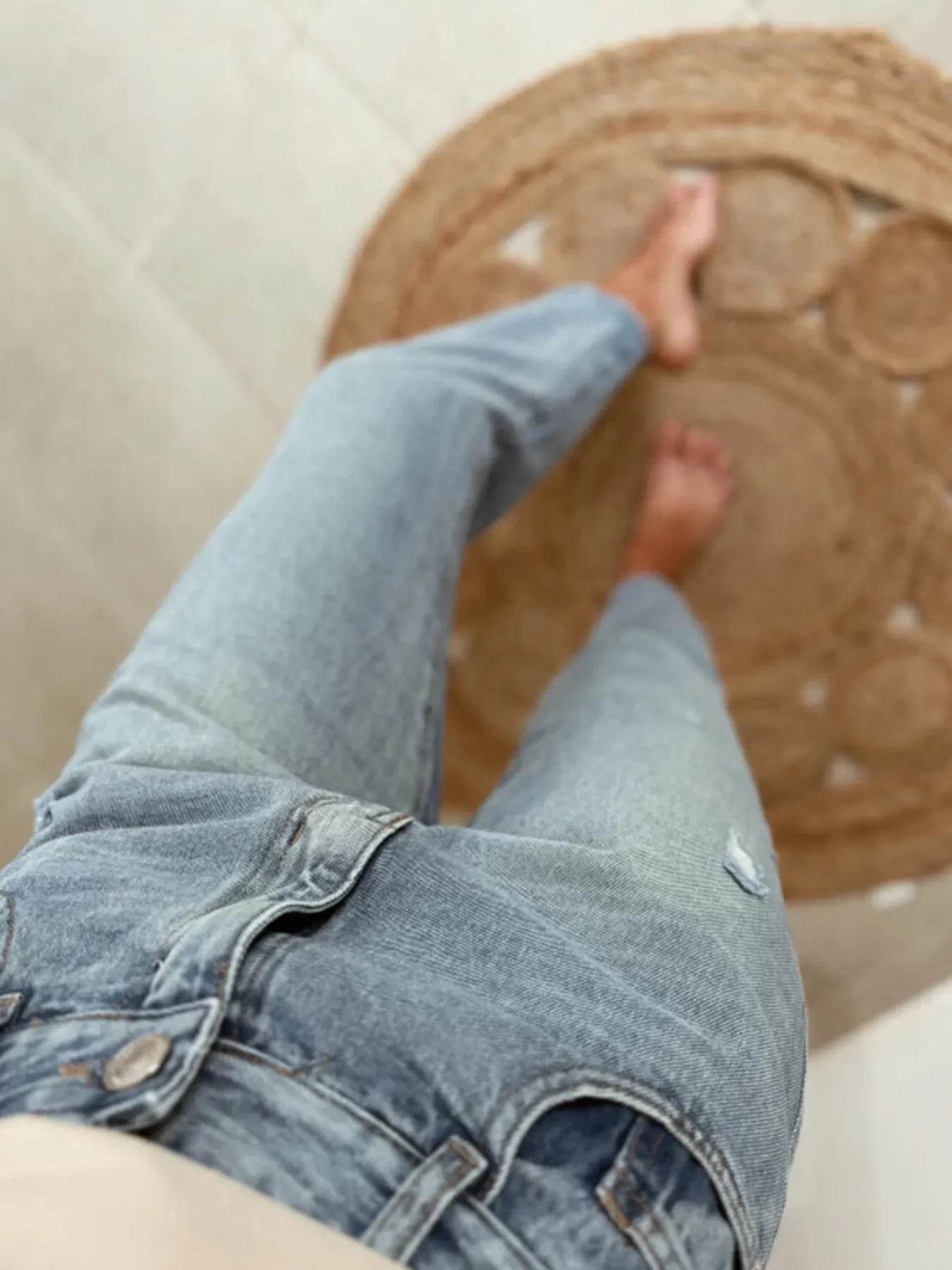 Distressed Ankle-length Straight Jeans Trendsi c3f256eb93dd4b0fa13fddbcb870974c-Max-Origin