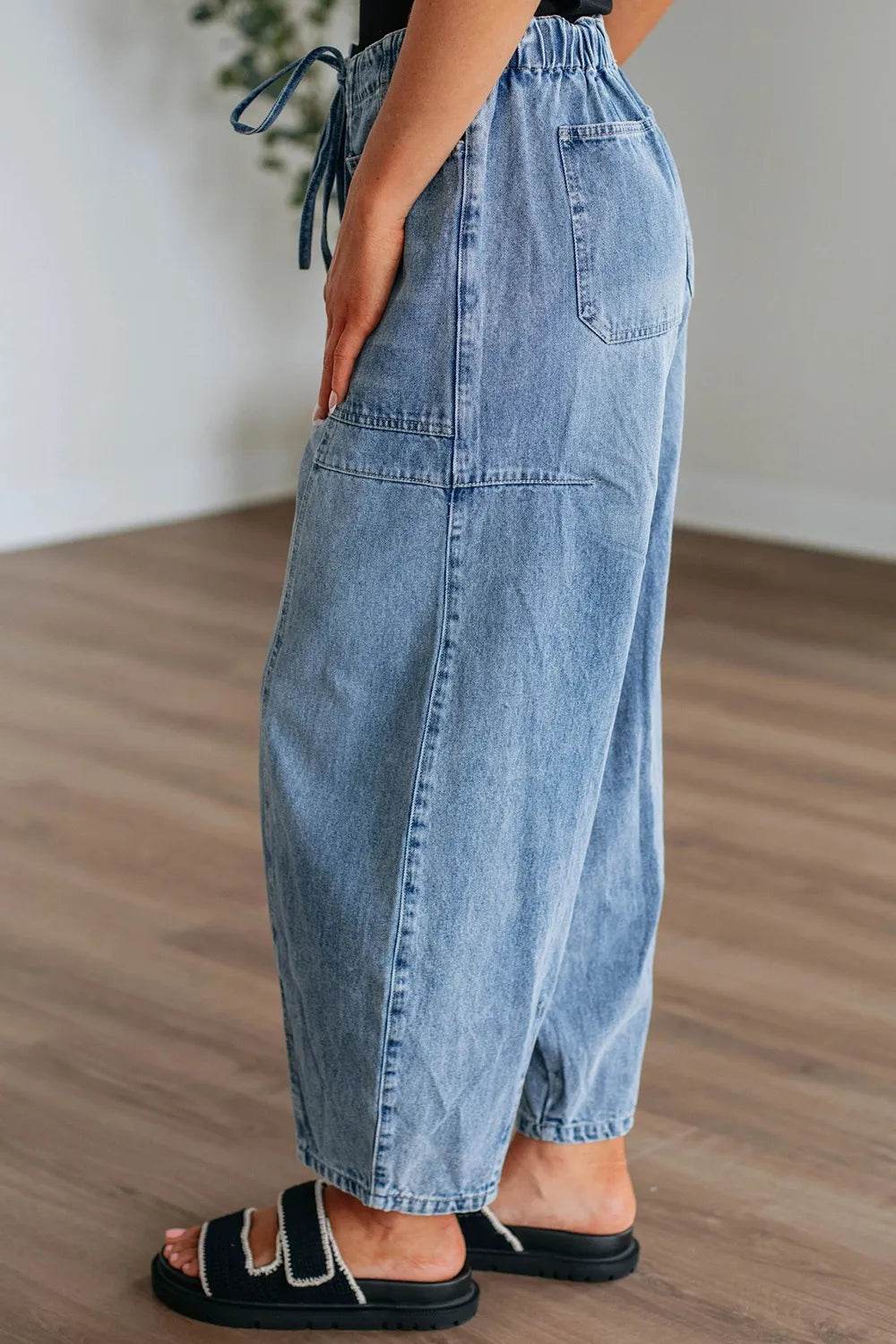 Wide Leg Drawstring Jeans Trendsi c66a1c3c-f626-42a1-853a-354fdc0e2d67-Max-Origin