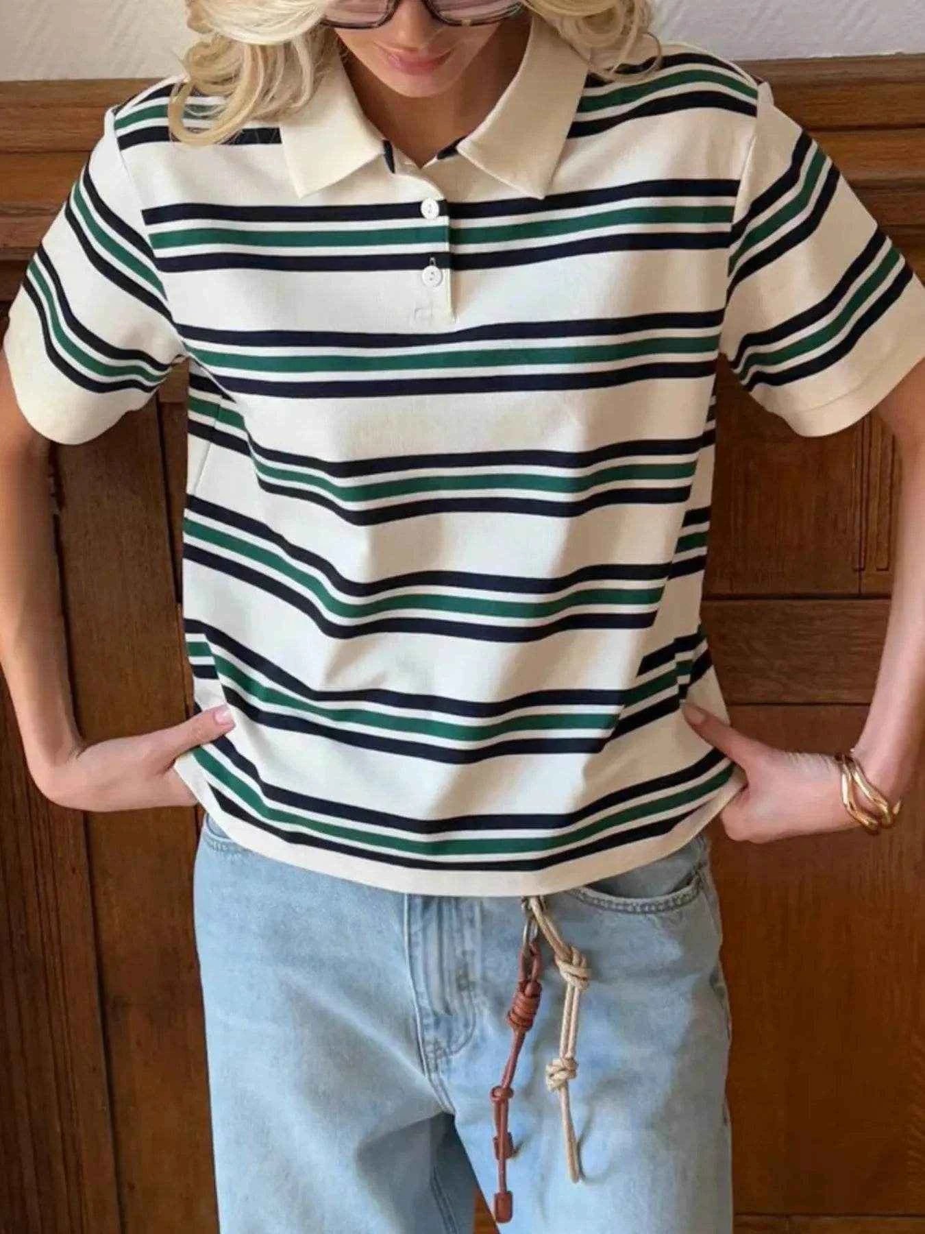 Striped Polo T-Shirt with Contrast Collar Trendsi c7d9fd53-432d-4a6e-b41e-87e8618ec0f8-Max-Origin