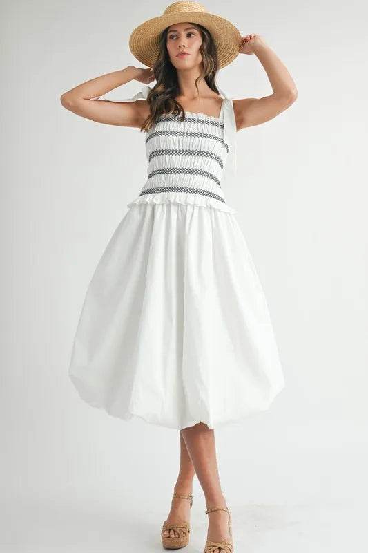 MABLE Smocked Bodice Bubble Midi Dress Trendsi c7e3150a488848638a6815aaf54ae3ec-Max-Origin_07d842ef-2c12-4dc9-ae08-c3cd7103155f