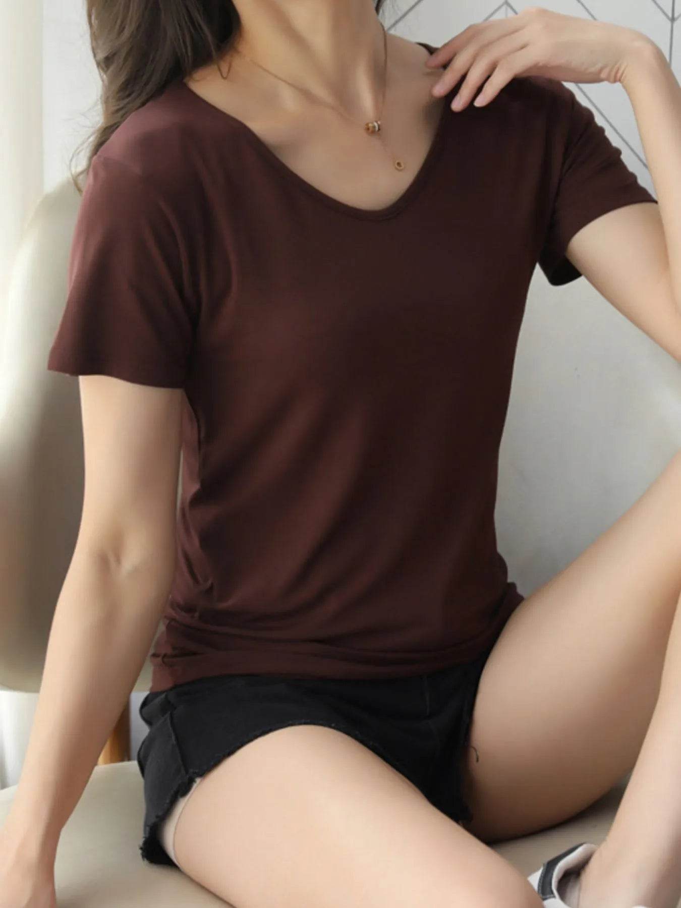 V-Neck Short Sleeve T-Shirt Trendsi c9a03017-0c1f-4df9-835f-096b2a73a611-Max-Origin