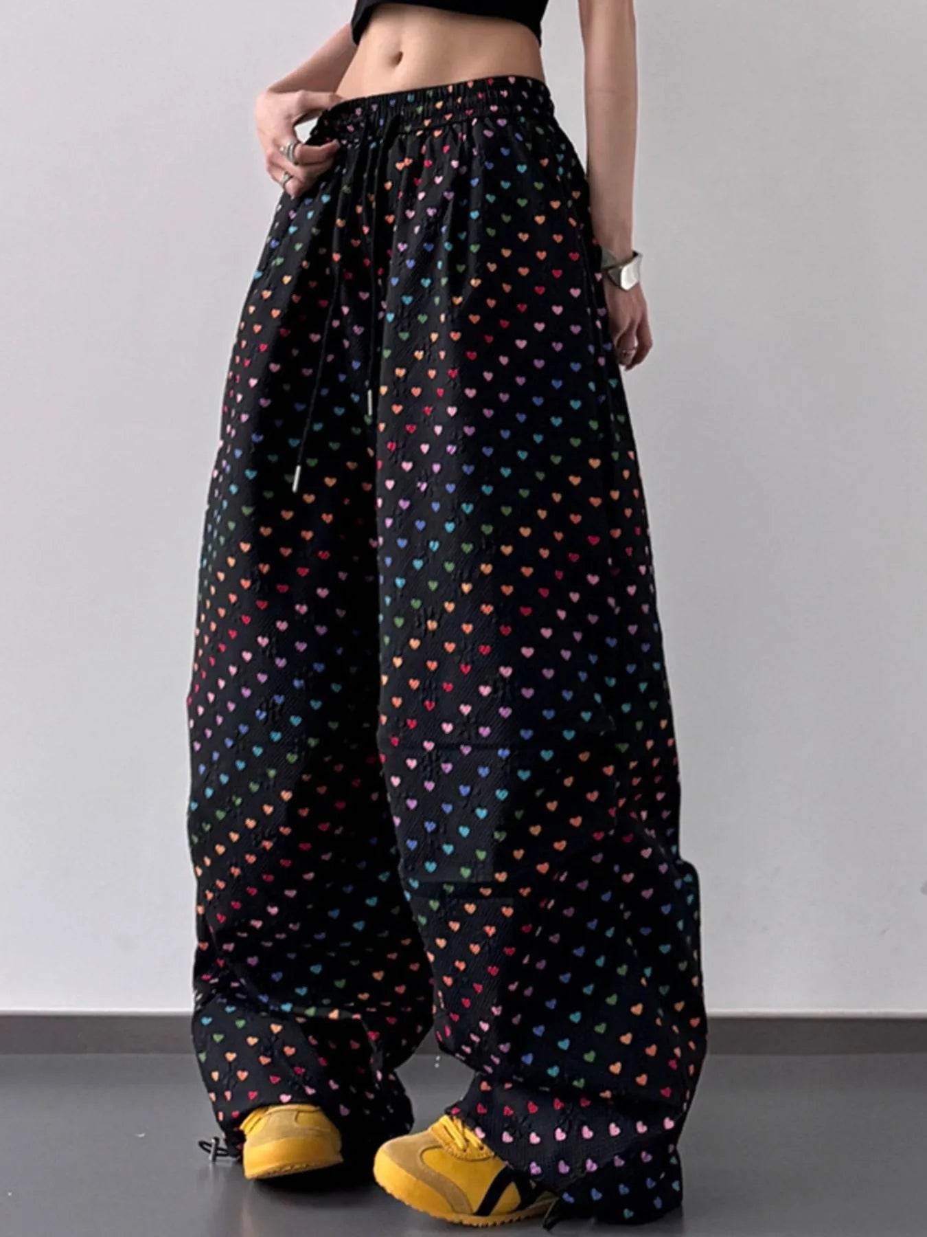 Heart Print Drawstring Wide Leg Pants Trendsi c9c02999-ab50-46e8-ac89-8d3f7ae55f1a-Max-Origin
