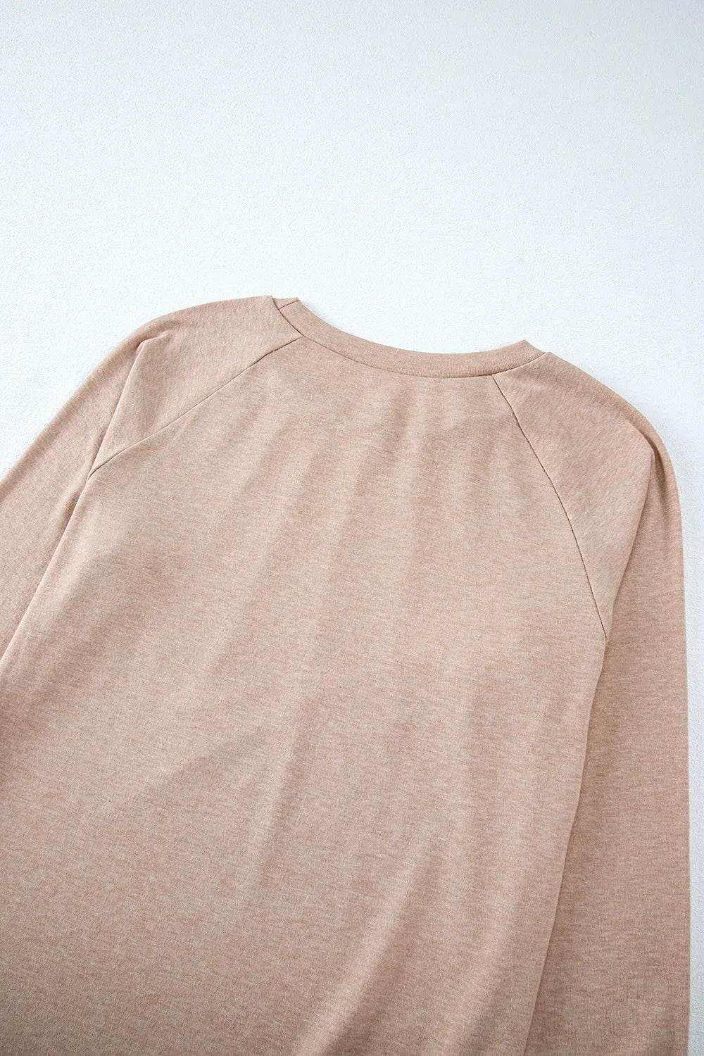 Texture Round Neck Long Sleeve T-Shirt Trendsi ca746348-7ed9-4106-991b-d905173350ce-Max-Origin