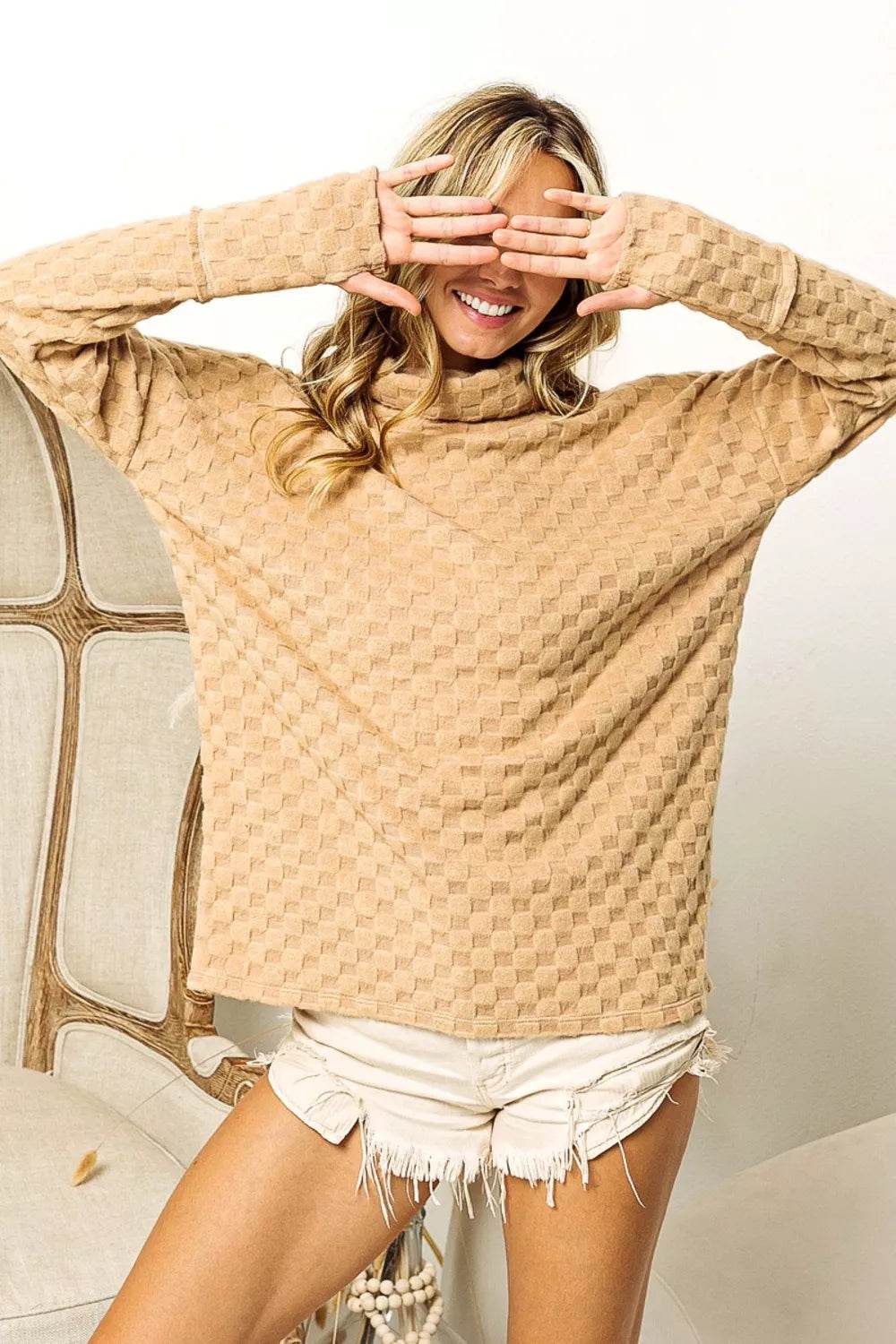 BiBi Checkered Round Neck Thumbhole Long Sleeve Top Trendsi cb523409-214a-4981-b6ca-5dabf6a0e4c5-Max