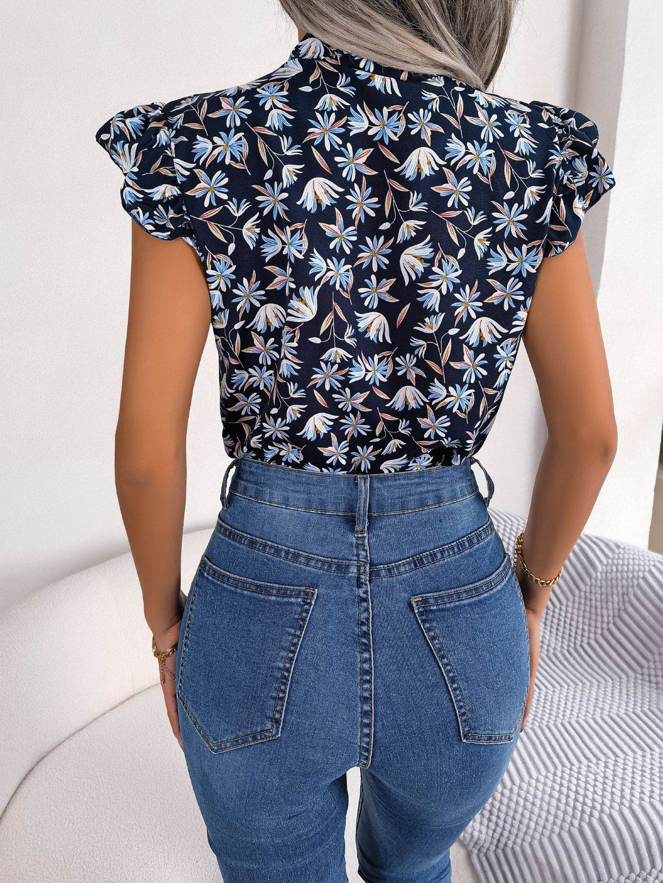 Floral Tie Neck Flutter Sleeve Blouse Trendsi cce5b8cb2f8e4d1c94824bbcd8a23d64-Max