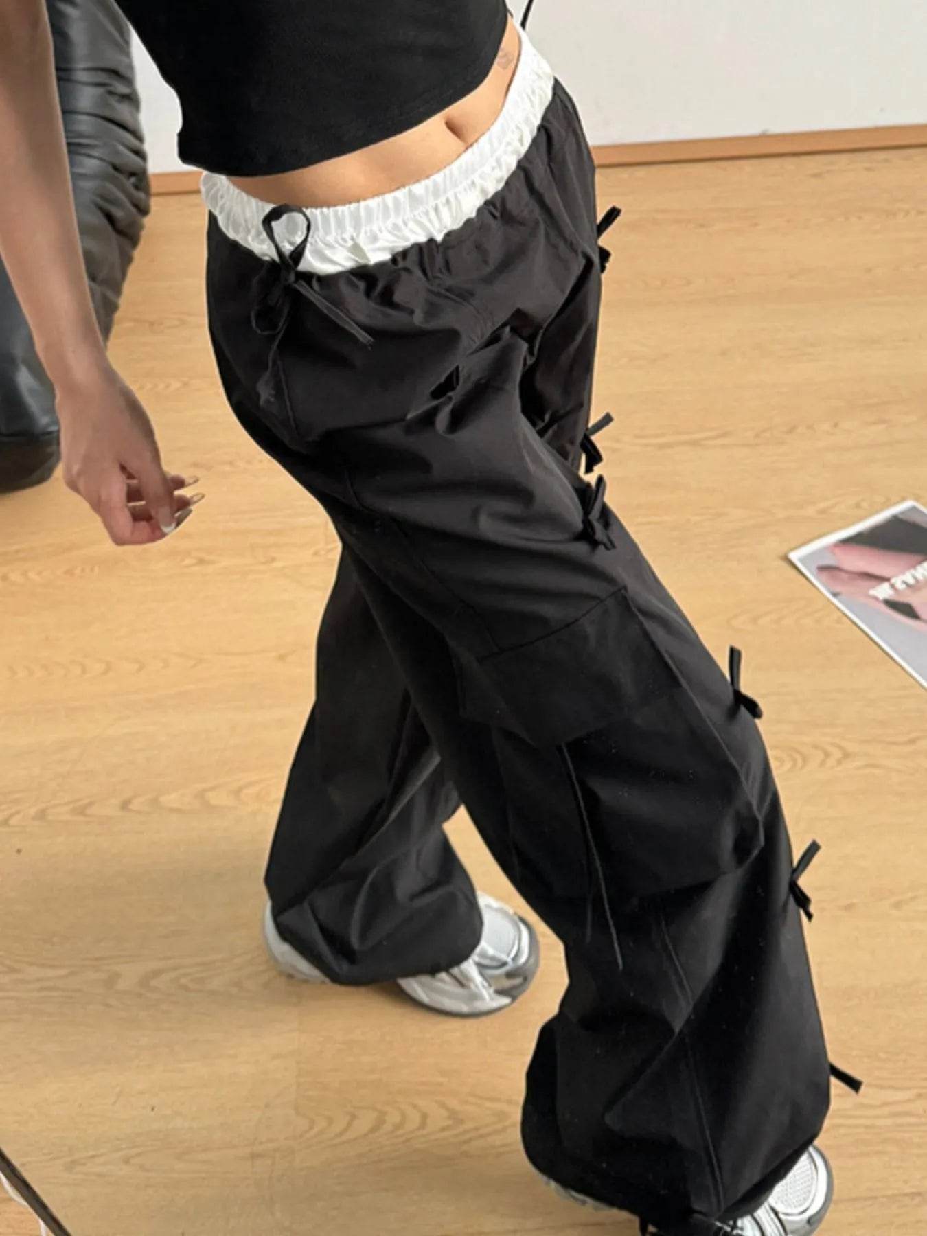 Bow Elastic Waist Cargo Pants Trendsi ce37910e-69d1-47ef-a525-891a4efd0b3a-Max-Origin