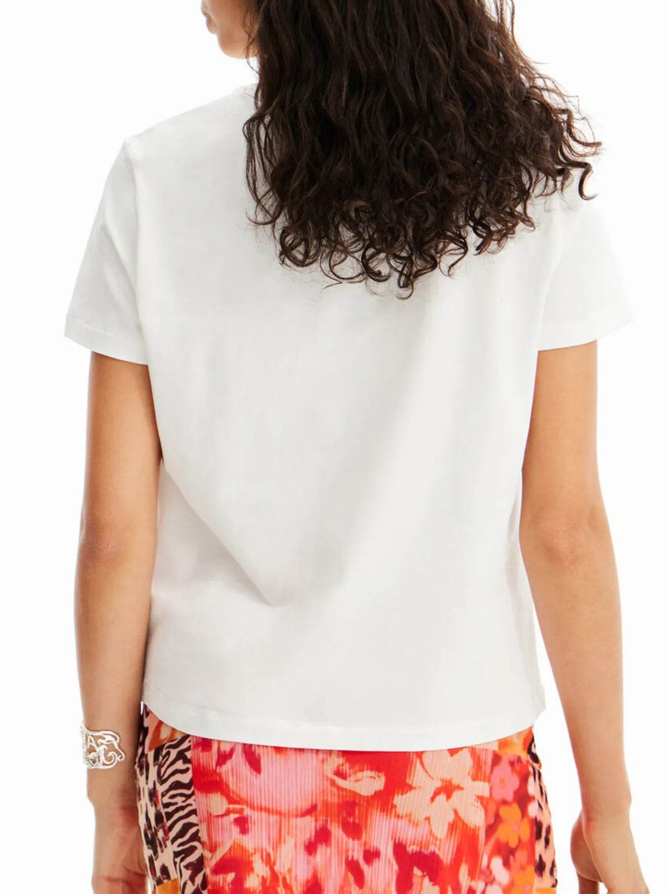 Flower Graphic Round Neck T-Shirt Trendsi cee57df25b034e419b2ffee0deb64ddc-Max-Origin