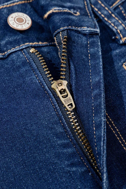 Center Seam Deep Wash Straight Jeans Trendsi cf141d6f-44d7-4b9b-a714-047a8422c7e3-Max-Origin