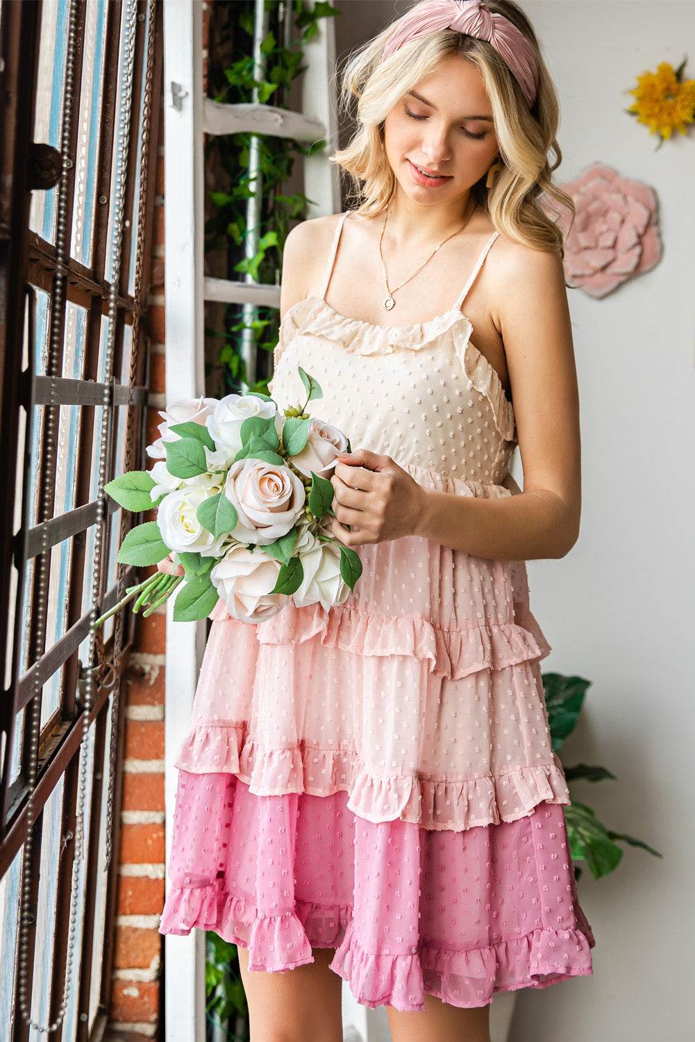 Color Block Swiss Dot Ruffled Tiered Spaghetti Strap Dress Trendsi d075bfac260548d1941aca0997316081-Max