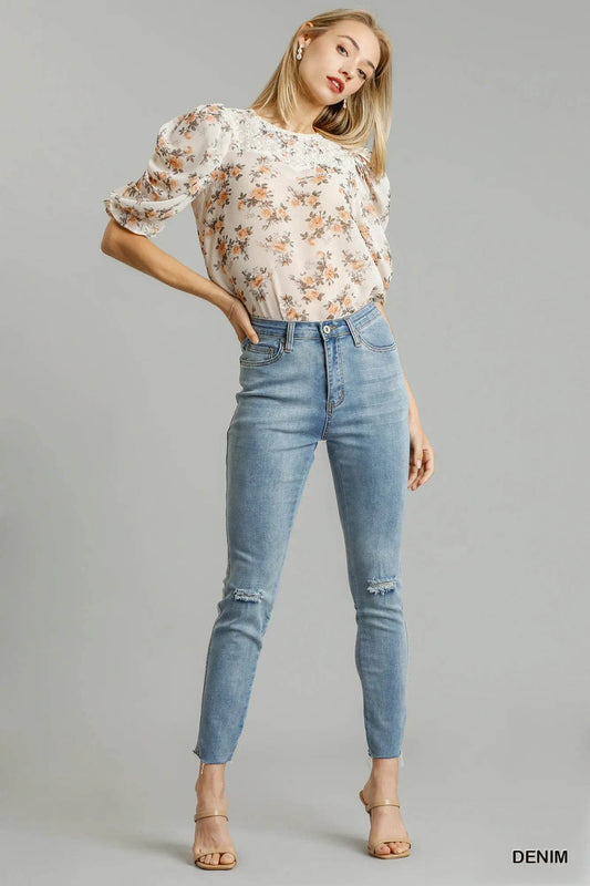 Umgee 5-Pockets Distressed Detail Stretch Denim Skinny Jeans with Unfinished Hem DENIM Trendsi d0aec85f-9b1b-4f68-b09e-5fc4ddb4ccec-Max-Origin