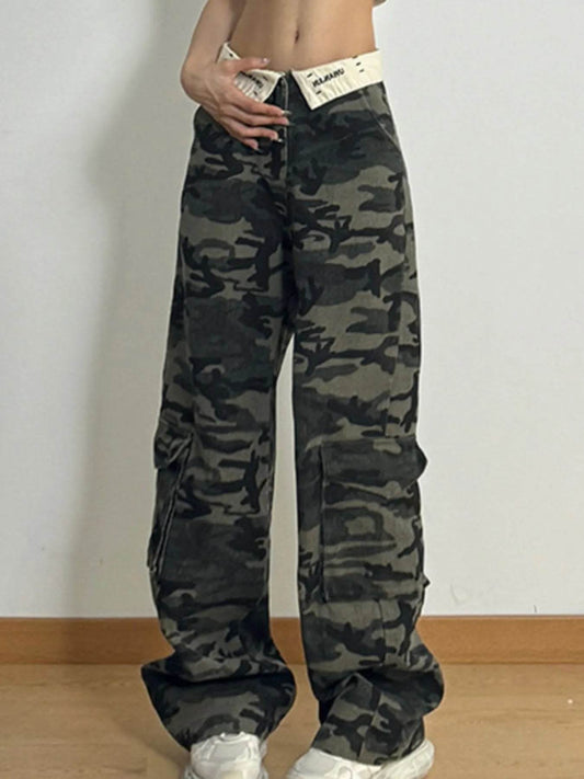 Camouflage Relaxed Fit Jeans Green Camouflage Trendsi d0d8f4f6-355b-4dbf-b74c-10b5c097d190-Max-Origin