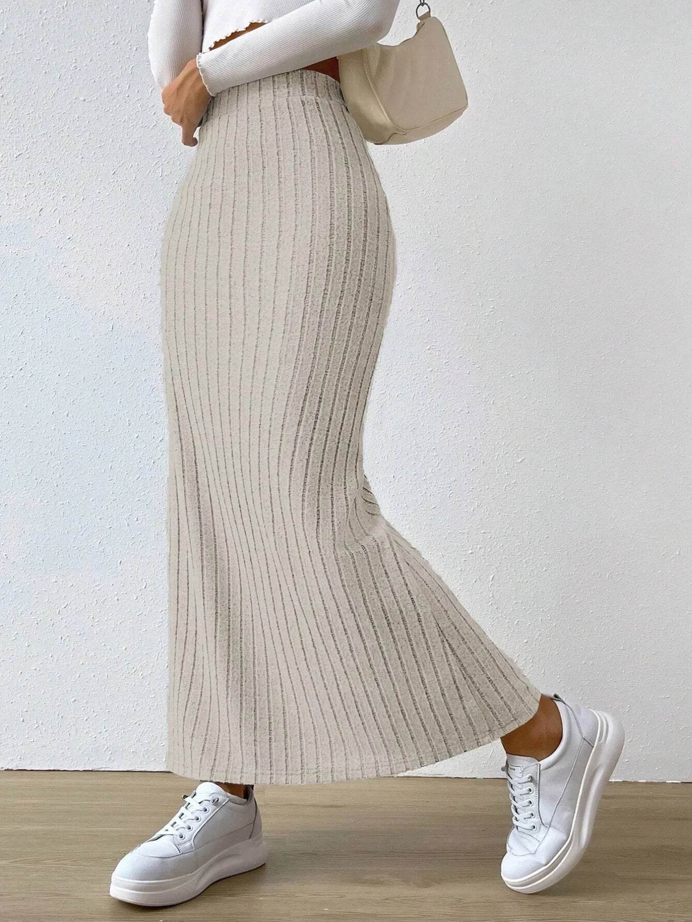 High Waist Ribbed Knit Maxi Skirt Trendsi d0e1b3d0-b331-41d1-9651-3ed81f7b3bdc-Max-Origin