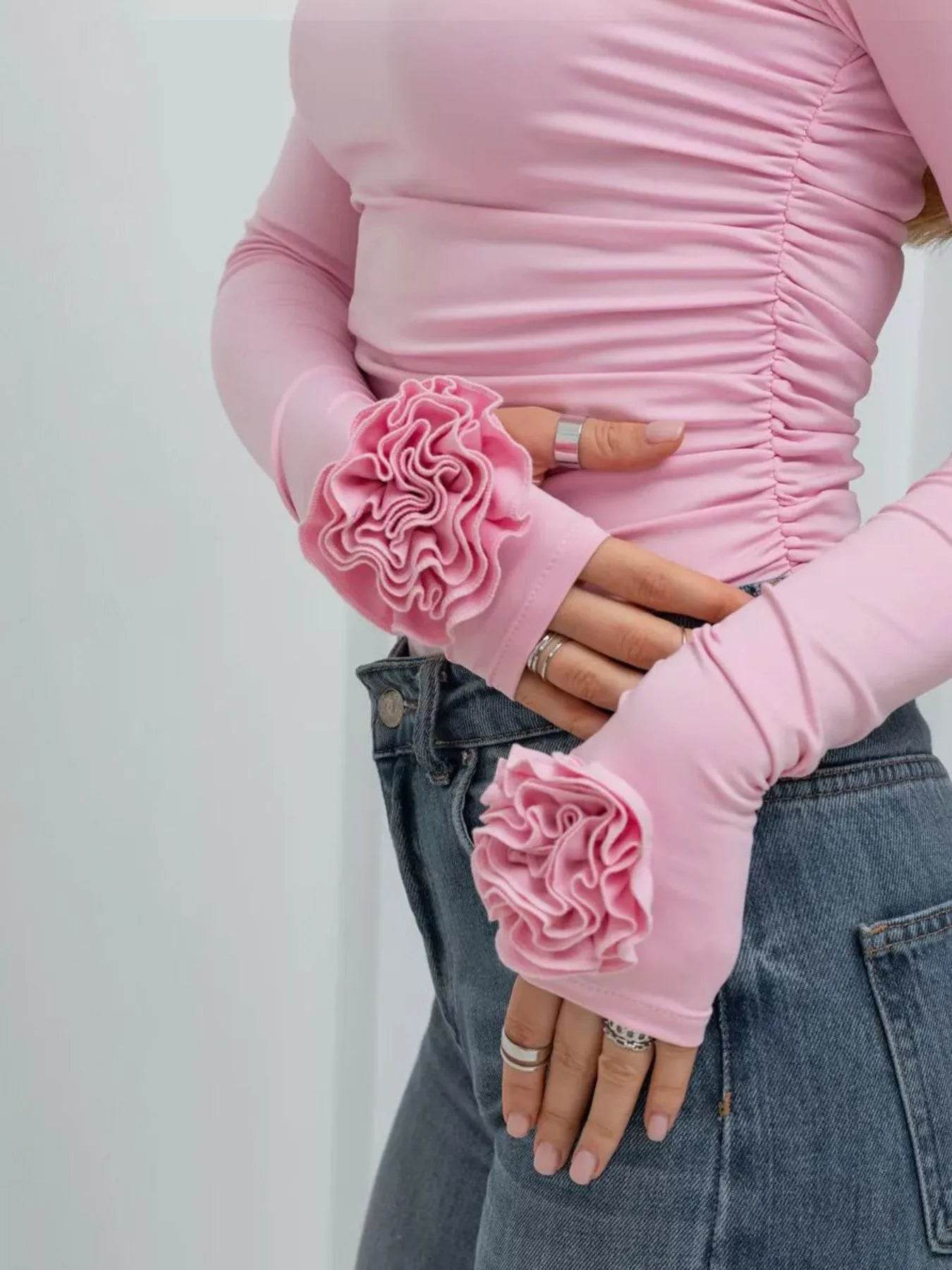 Flower Round Neck Long Sleeve T-Shirt Trendsi d148df7a-640c-42d1-957b-163fc5583a3e-Max-Origin