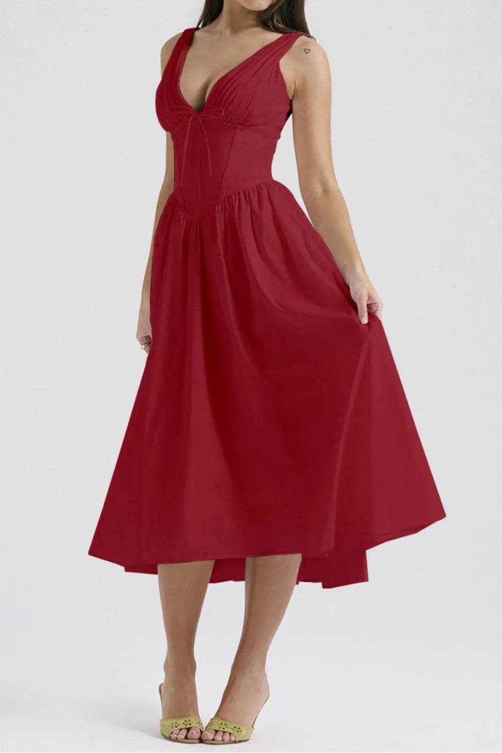 Ruched V-Neck Sleeveless Dress with Pockets Trendsi d14a26d9-7492-4a4a-83e3-7709717c0a81-Max-Origin