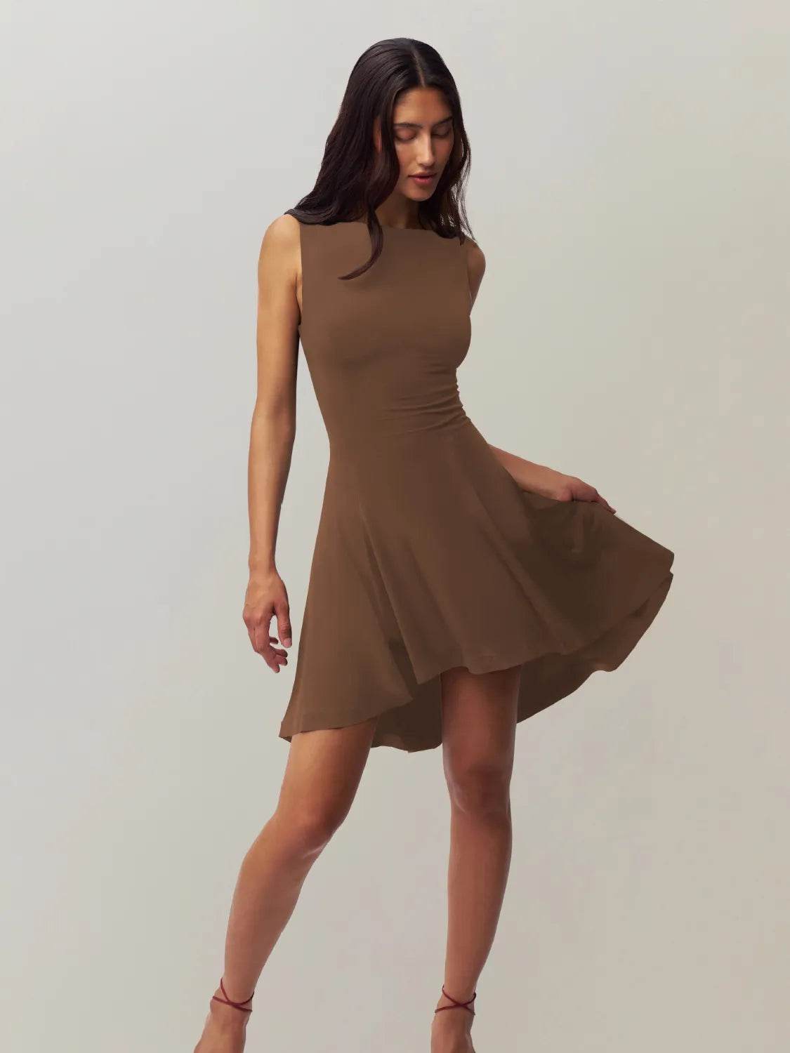 High-Low Round Neck Sleeveless Dress Trendsi d19f77da-a6bc-44d0-ab9a-711cf49cf033-Max-Origin