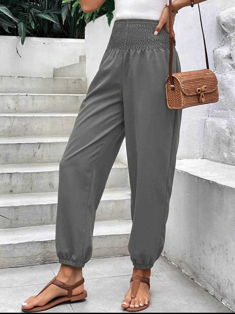 Smocked High Rise Joggers with Pockets Trendsi d1df51ab-9fdf-40e6-b294-00206f07b424-Max