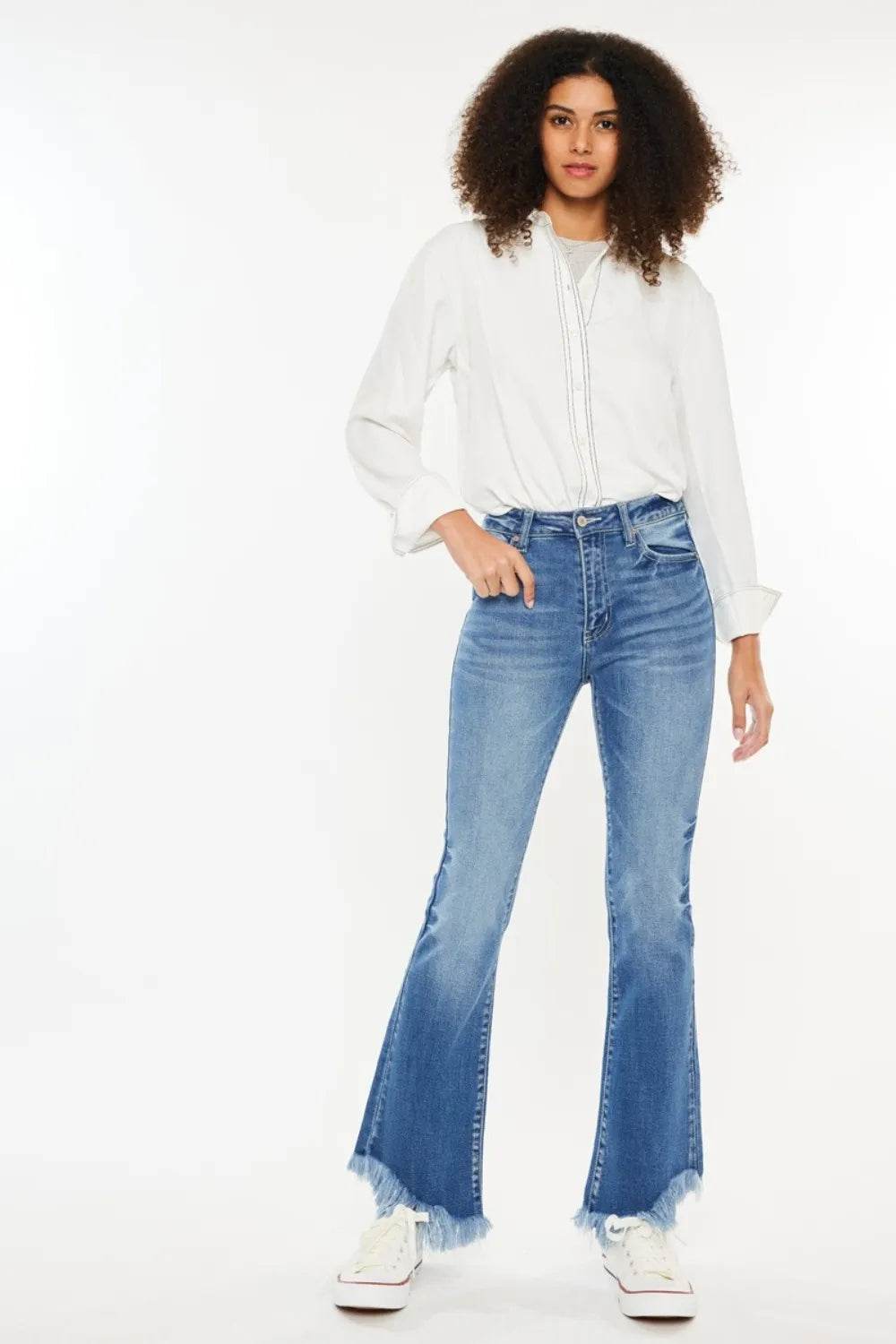 Kancan High Rise Frayed Hem Jeans Trendsi d2597cda-726e-4753-9c3b-77e40d16796b-Max