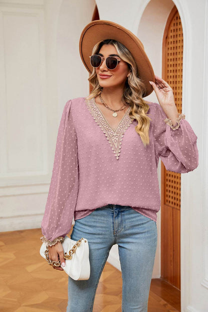 Swiss Dot Contrast V-Neck Blouse Trendsi d2b543f073134ecb9a17025688fad020-Max